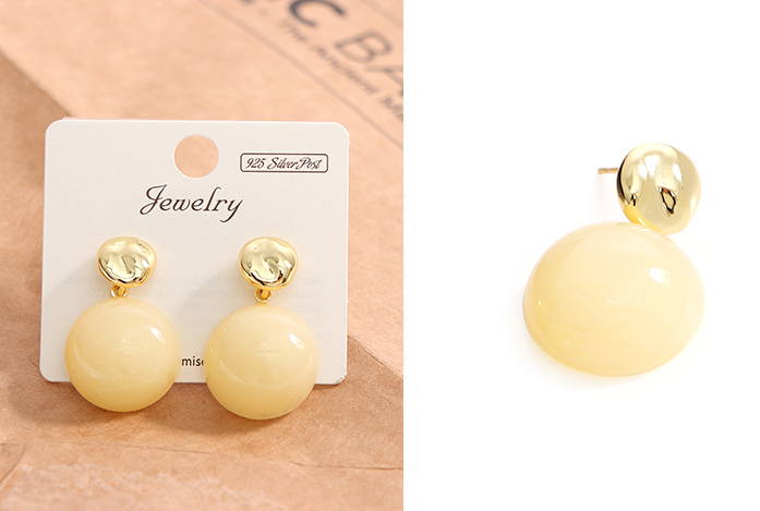 Simple Resin Round Earrings