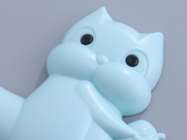 Squirrel Rail with 4 Hooks (White/Blue)