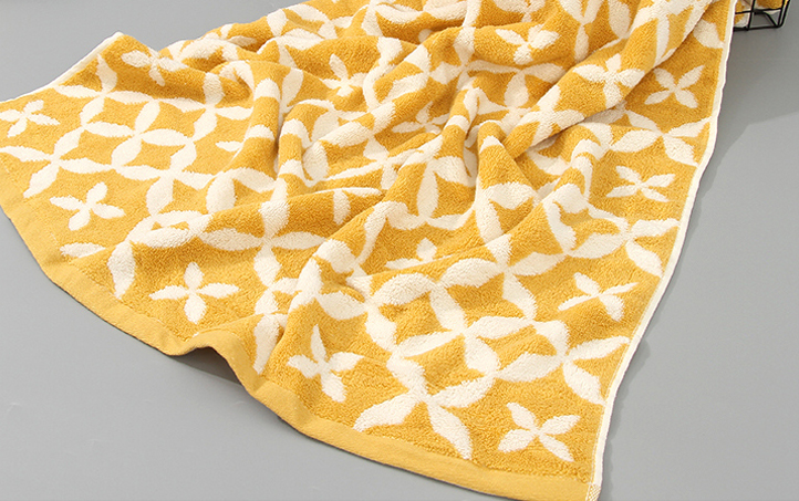 Geometry Pattern Bath Wrap Towel for Adults (Yellow)