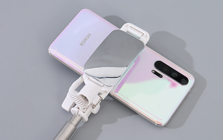 Stainless Steel Wired Selfie Stick With Mirror (Green)