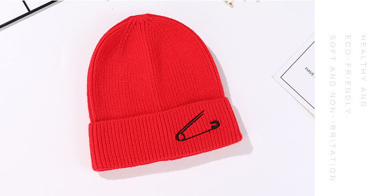 Trendy Vogue Knitted Hat For Adults