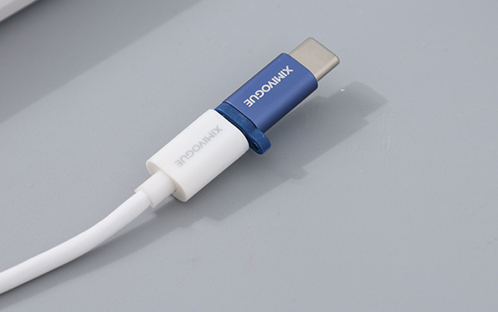 Micro-USB to Type-C  Adapter (Sapphire Blue)