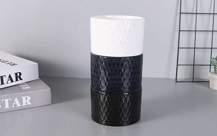 Embossing Ceramic Flower Pot (Blue/White/Black)