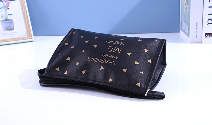 Black Triangle Printing Trapezoidal Cosmetic Bag