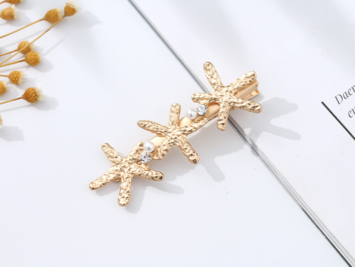 Textured Starfish Alligator Hair Clip