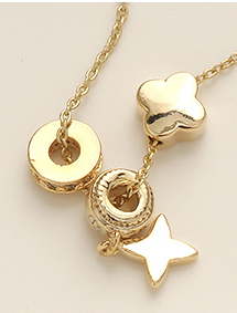 Clover Circle Necklace