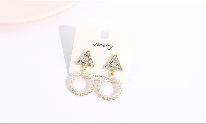Stylish Rhinestone Artificial Pearl Round Earrings