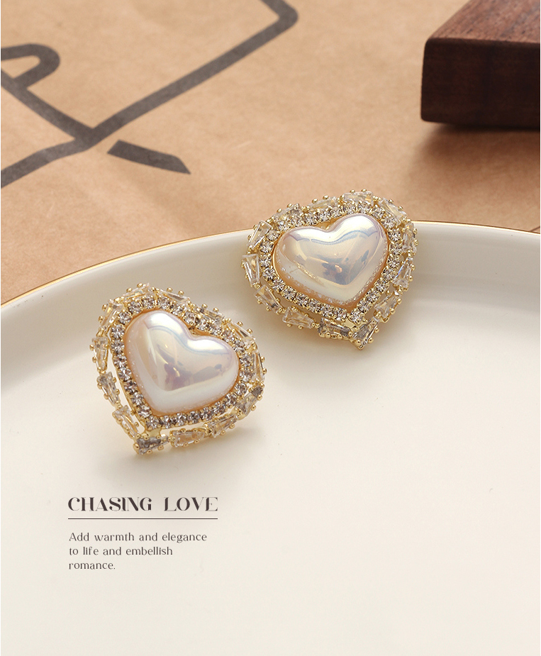 Sweet Zircon Heart Earrings
