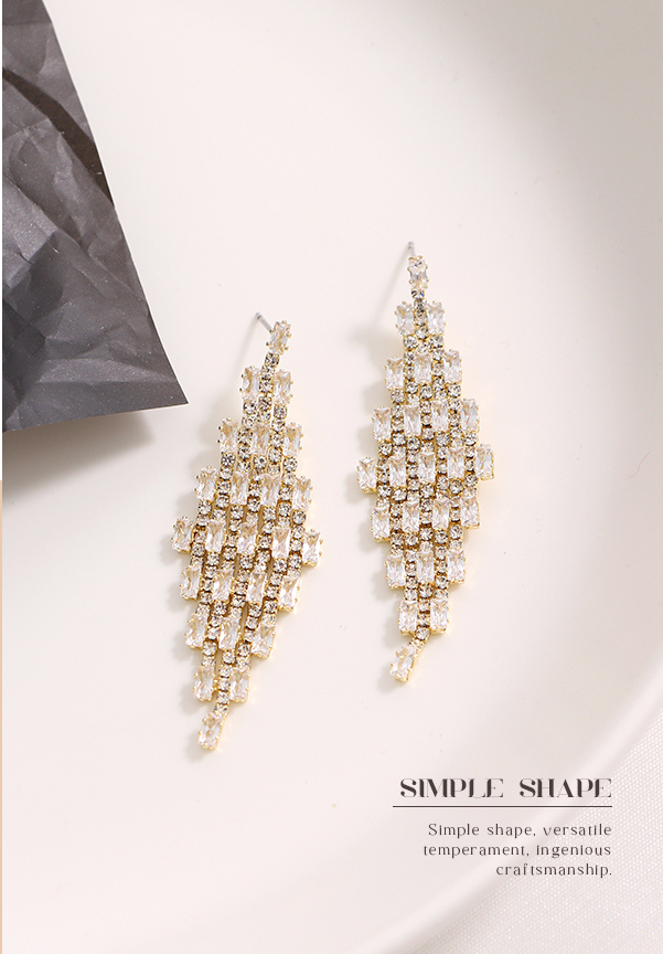Elegant Rhinestone Rhombus Earrings