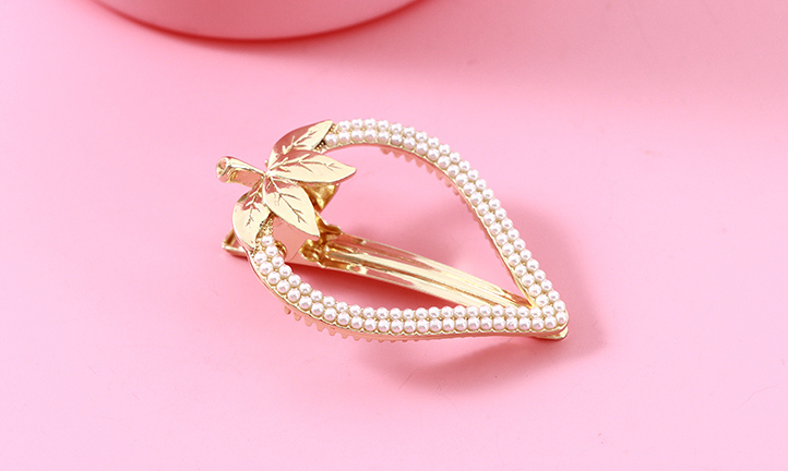 Rhinestone Pierced Strawberry Hair Pin