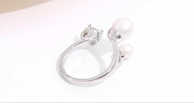 Unique Beads Ring