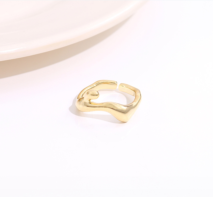 Unique V Shaped Glossy Ring