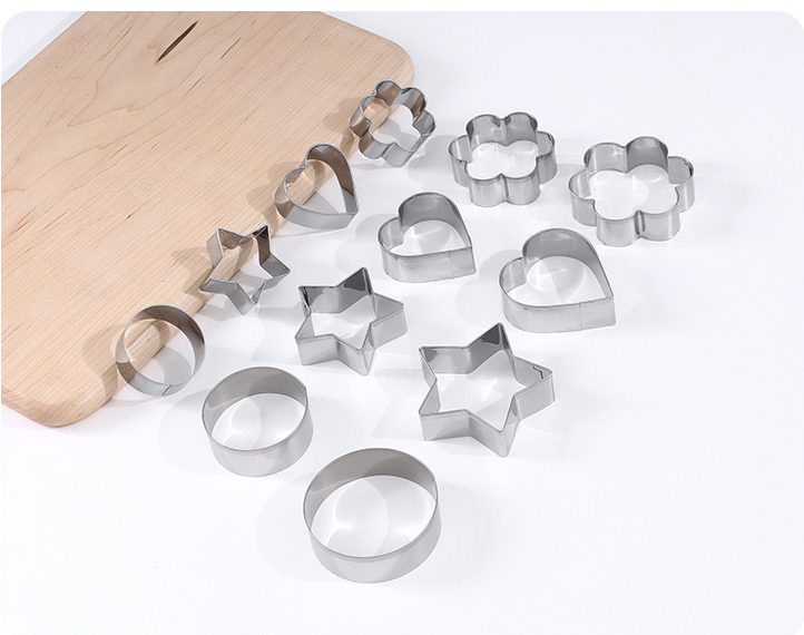 Stainless Steel Cookie Mold Set(12 Count)