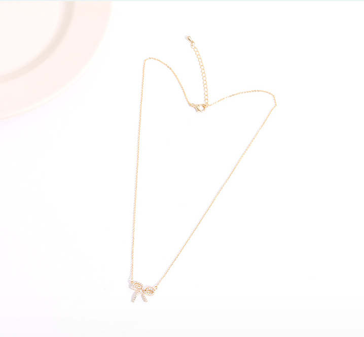 Delicate Bowknot Choker Necklace