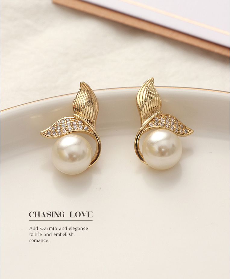 925 Silver Needle Fish Tail Earrings