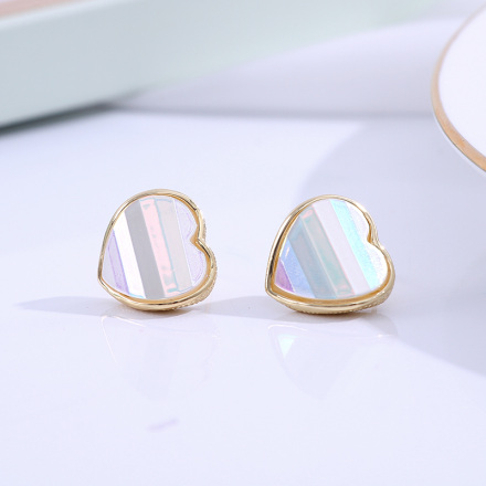 925 Silver Needle Elegant Loving Heart Earrings