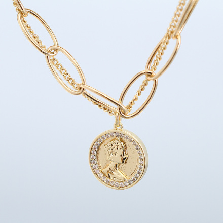 Stylish Round Charm Bracelet