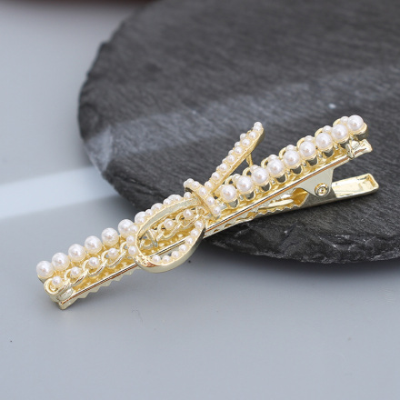 Artificial Pearl Bow Knot Hair Clip
