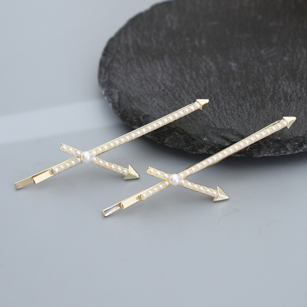 Artificial Pearl Cross Hair Clip