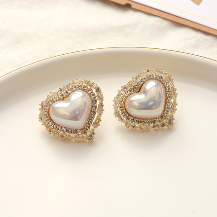 Sweet Zircon Heart Earrings