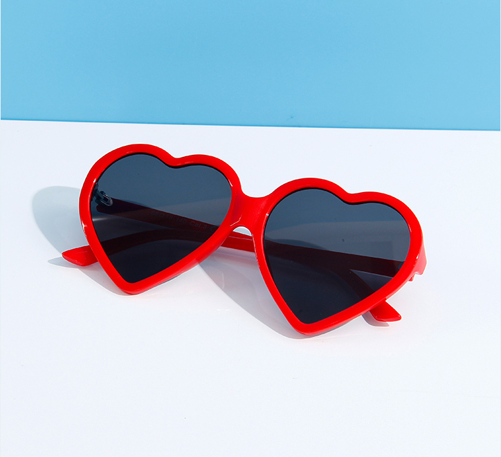 Unique Heart-shape Sunglasses for Ladies(Red)