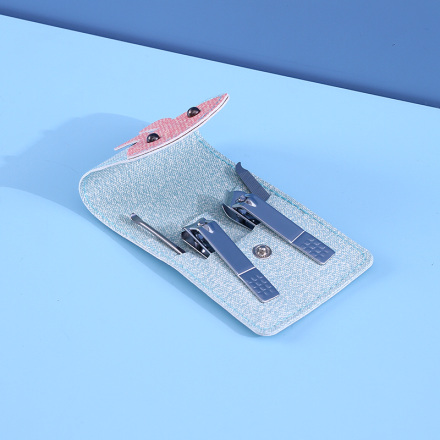 Bunny Pattern Manicure Set of 4 PCS