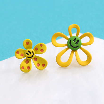 Cute Yellow Smiling Flower Earrings