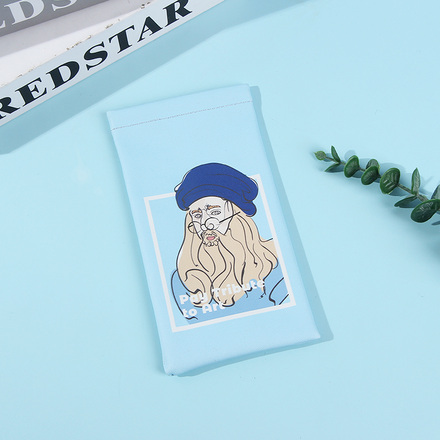 Famous Painting Series Glasses Pouch(Men with Hat)