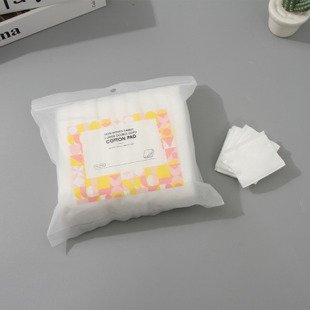 Non-Woven Fabric 3-Layer Double-Sided Cotton Pad (150 Count)