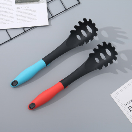 Heat-Resistant Nylon Spaghetti Server (Blue/Red)