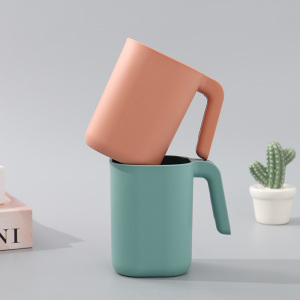 Square Contrasting Color Toothbrushing Gargle Cup
