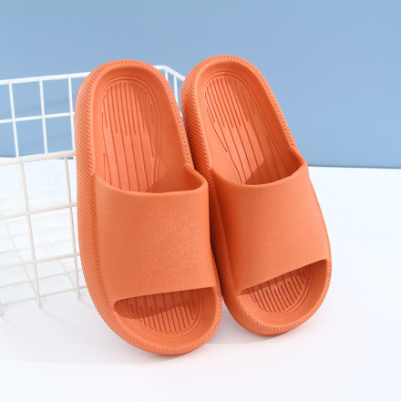 Comfortable Thick-soled Ladies Bathroom Slipper 