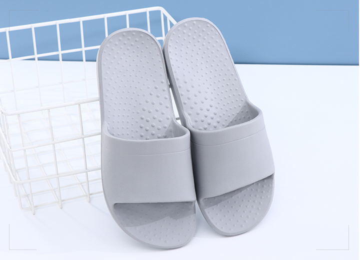 Non-slip Men Bathroom Slippers 