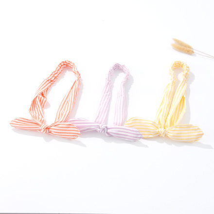 ربطة شعر مخططة لطيفة