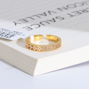 Fashion ring T926