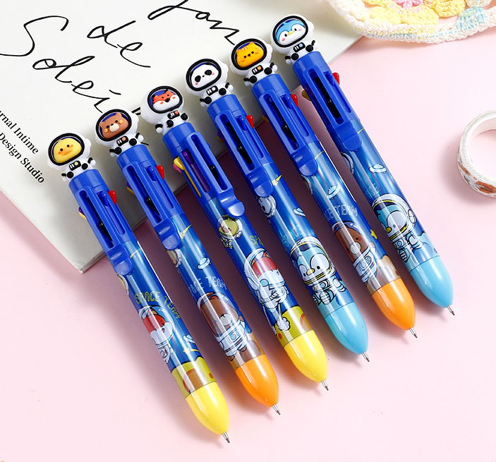 قلم حبر جاف 8 ألوان لرائد الفضاء من Animal 0.7 مم