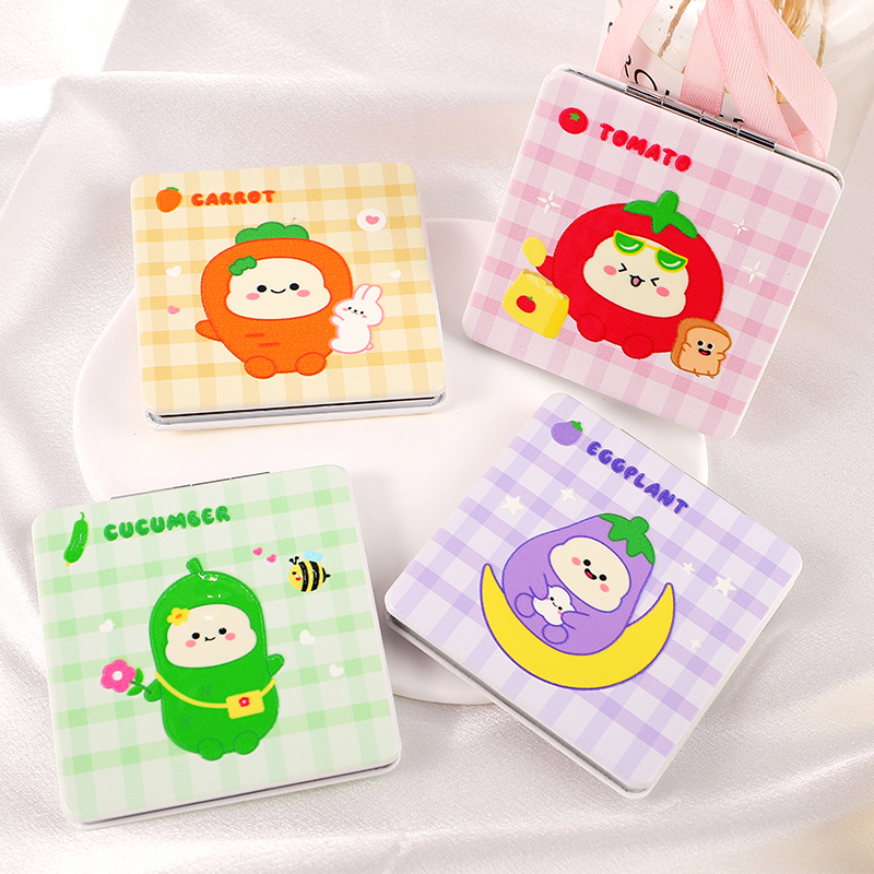 V Family Square PU Crystal Relief Portable Mirror