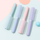 Cream cocoa curly comb