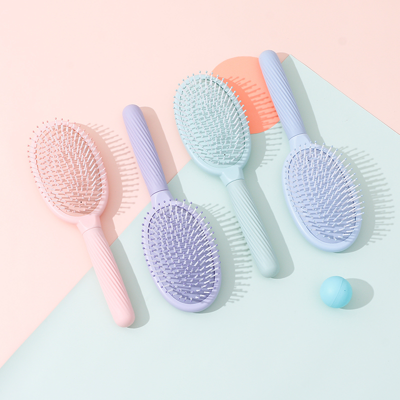 Butter cocoa massage comb