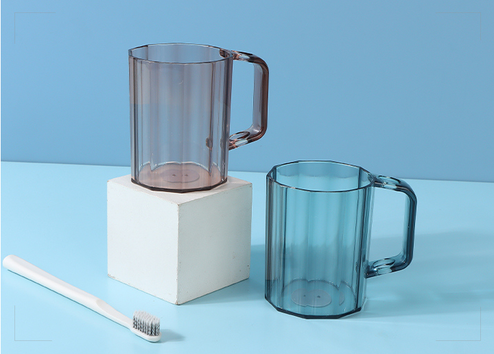 Multifunctional storage stripe mouthwash