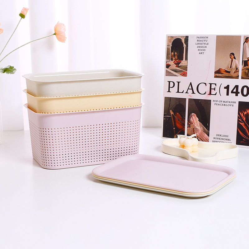 Fresh small plastic storage basket with cover