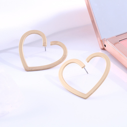 Metal Loving Heart Large Earrings