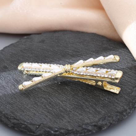 Artificial Pearl Cross Hair Clip