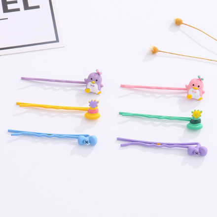 Adorkable Chicken Hair Clips（3 Count）