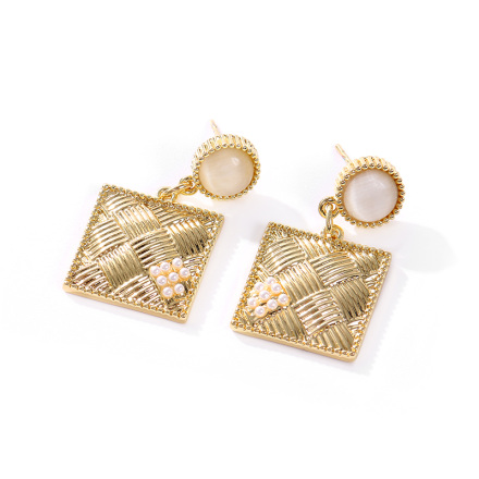 Stylish Cat's-eye Gem Bead Square Earrings