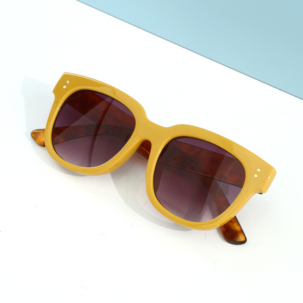 Trendy Sunglasses for Ladies(Yellow)