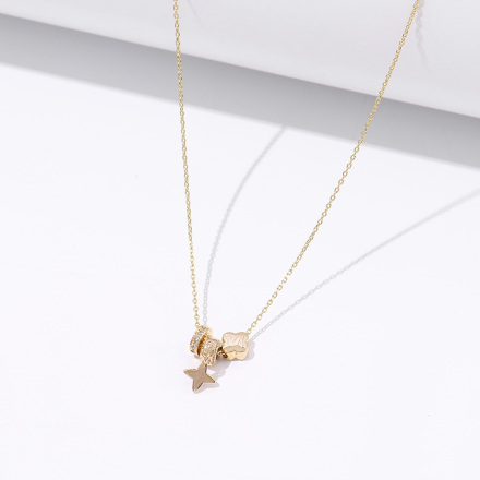 Clover Circle Necklace