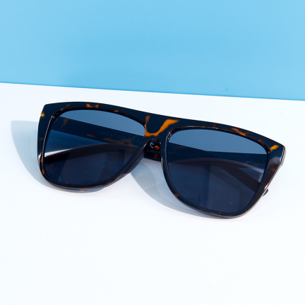 Simple All-match Sunglasses for Ladies(Yellowish-brown)