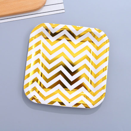 Golden Waving Square Paper Plate(9 Inches)(10 Count)