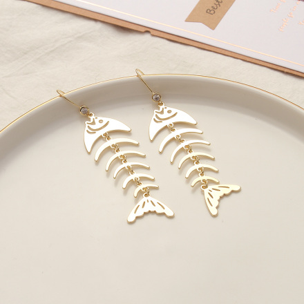 Stylish Fishbone Shaped Earrings